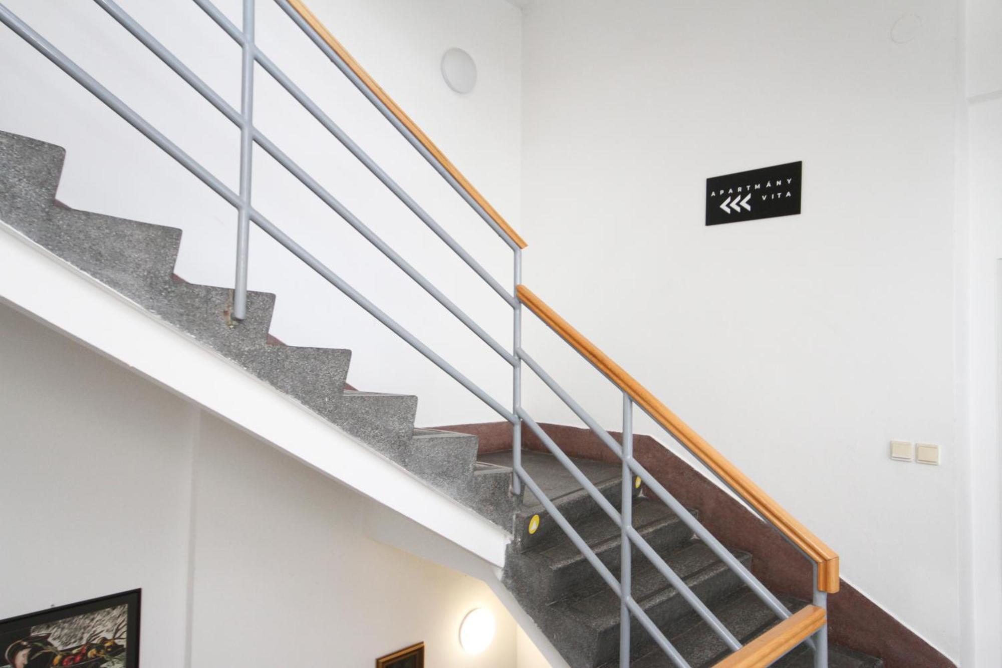 Apartman Vita Deluxe Тренчин Екстер'єр фото